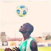 Com mais dê 20 anos no futebol como atleta , compartilho do meu conhecimento ministrando aulas dê futebol !